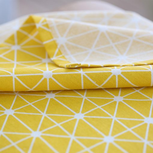 GIANTEX Yellow Chessboard Decorative Table Cloth Cotton Linen Tablecloth Dining Table Cover For Kitchen Home Decor U1100 2