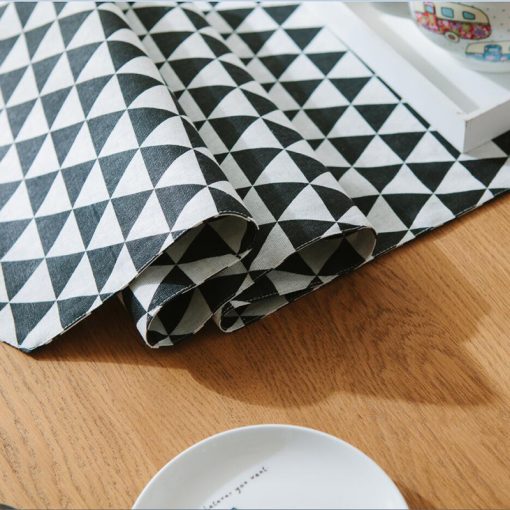 GIANTEX European Style Print Cotton Linen Table Runner Home Decor U1420 4