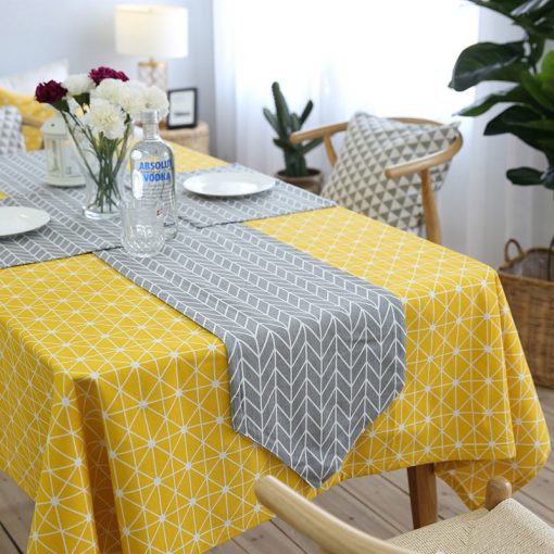 GIANTEX Yellow Chessboard Decorative Table Cloth Cotton Linen Tablecloth Dining Table Cover For Kitchen Home Decor U1100 3