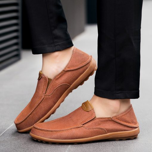 JUNJARM Men Casual Shoes 2018 Fashion Men Loafers Moccasins Slip On Men's Flats Loafers Male Footwear Big Size 38-47 4